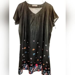 MISSLOOK Black Dress with Vibrant Floral Design